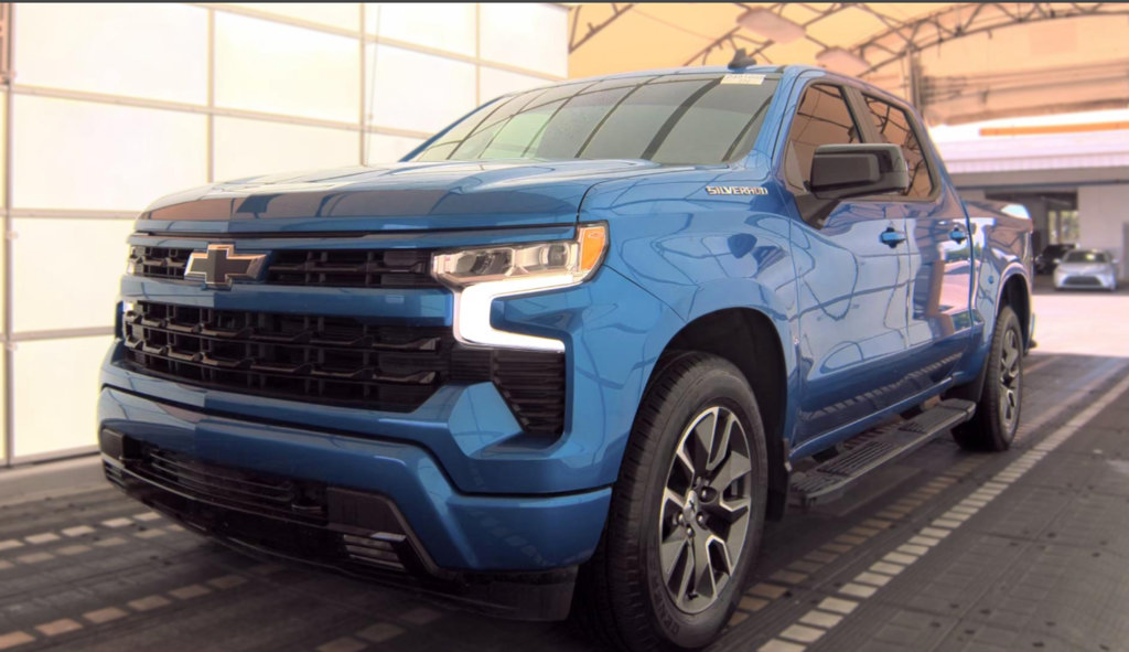 Used 2022 Chevrolet Silverado 1500 RST w/ Convenience Package II RWD image 1