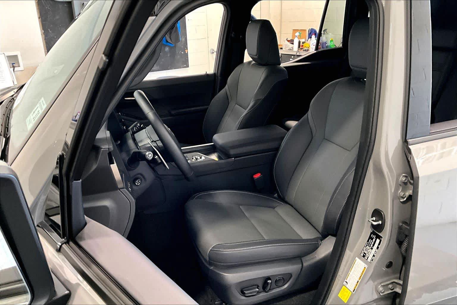 Certified 2026 Lexus GX 550 w/ Accessory Package (2T) AWD/4WD image 21