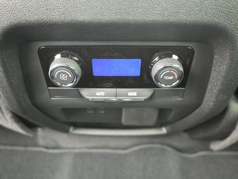 New 2026 Chevrolet Traverse LT FWD image 23