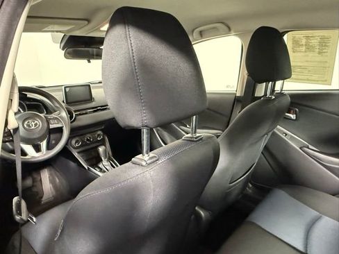 Used 2017 Toyota Yaris iA FWD image 32