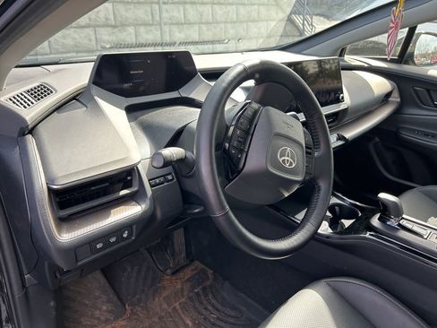 Used 2024 Toyota Prius XLE image 36