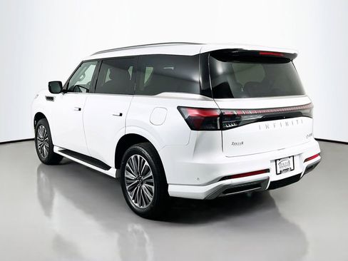 Used 2025 INFINITI QX80 Sensory AWD/4WD image 7