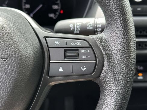 Certified 2023 Honda HR-V LX image 18