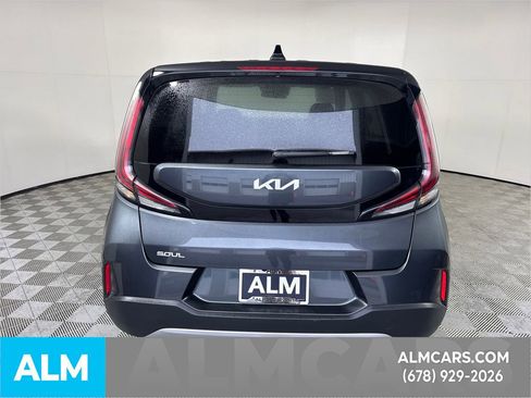 Used 2025 Kia Soul LX w/ LX Technology Package image 6