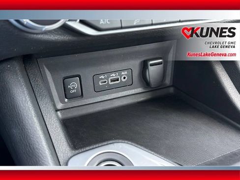 Used 2024 Nissan Sentra SV FWD image 26