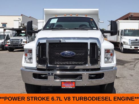 Used 2023 Ford F650 2WD Regular Cab Super Duty image 3