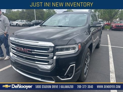 Used 2021 GMC Acadia SLT w/ Premium Package AWD/4WD image 1