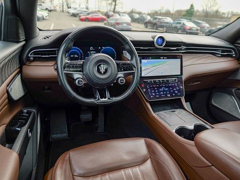 Certified 2023 Maserati Grecale Modena AWD/4WD image 39