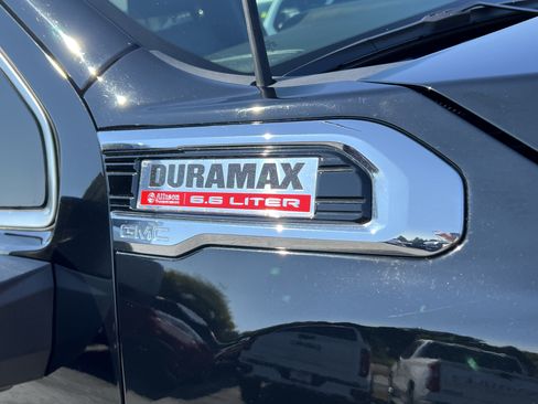 Used 2021 GMC Sierra 3500 Denali w/ Denali Ultimate Package AWD/4WD image 10