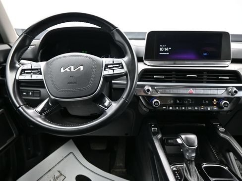 Used 2022 Kia Telluride S FWD image 14