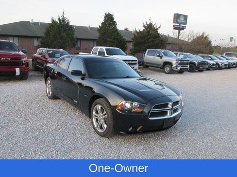 Used 2014 Dodge Charger R/T image 2