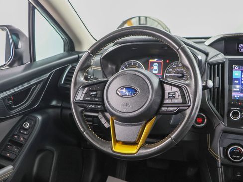 Used 2022 Subaru Crosstrek 2.5i Sport w/ Moonroof Package AWD/4WD image 12