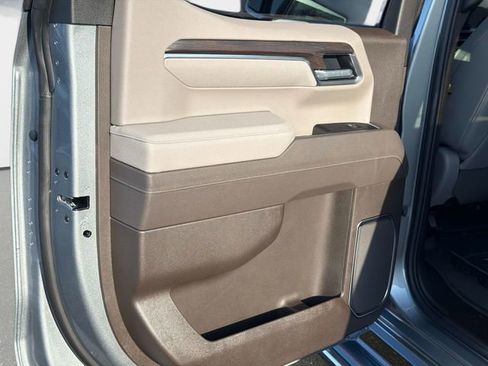 New 2026 GMC Sierra 1500 SLT w/ SLT Premium Plus Package image 11