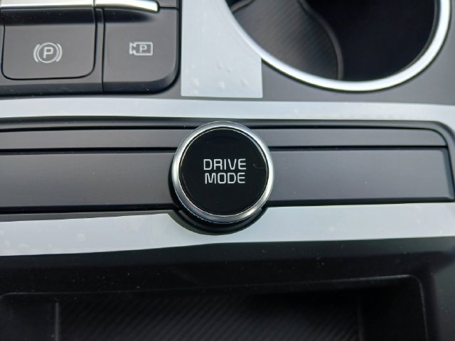 New 2026 Kia K5 LXS FWD image 22