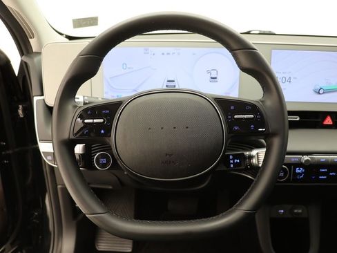 Used 2024 Hyundai Ioniq 5 SE AWD/4WD image 16