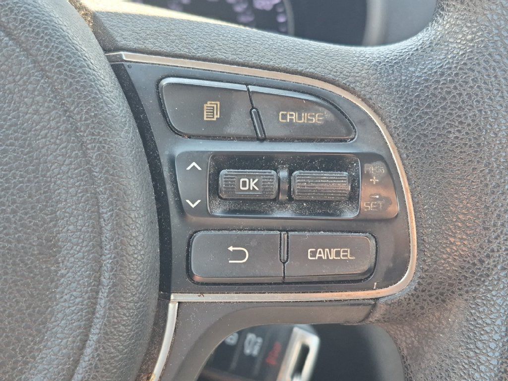 Used 2018 Kia Optima LX FWD image 23