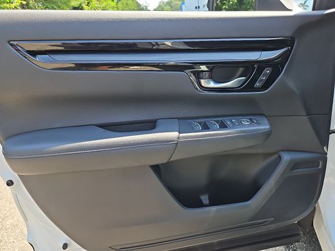 Used 2023 Honda CR-V EX-L image 13