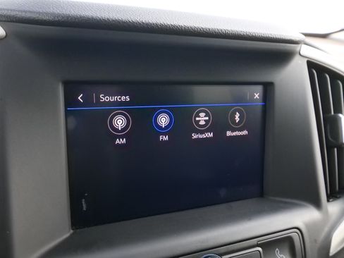 Used 2024 GMC Terrain SLE AWD/4WD image 31