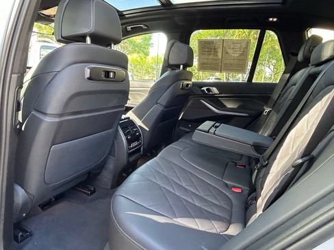 Used 2025 BMW X5 xDrive40i AWD/4WD image 57