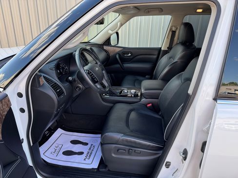 Used 2021 INFINITI QX80 Premium Select w/ All-Season Package image 9