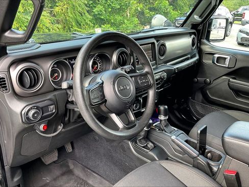 Used 2023 Jeep Wrangler Sport AWD/4WD image 14