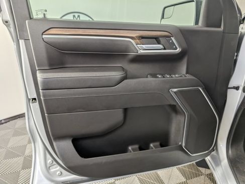 Used 2022 Chevrolet Silverado 1500 RST w/ LPO, Dark Essentials Package AWD/4WD image 19