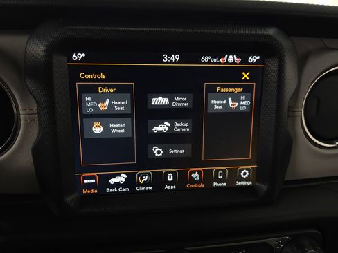 Used 2023 Jeep Wrangler Unlimited Sahara AWD/4WD image 20