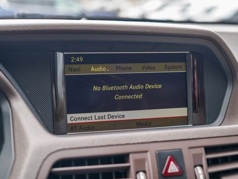 Used 2011 Mercedes-Benz E 350 E 350 Coupe 2D image 19