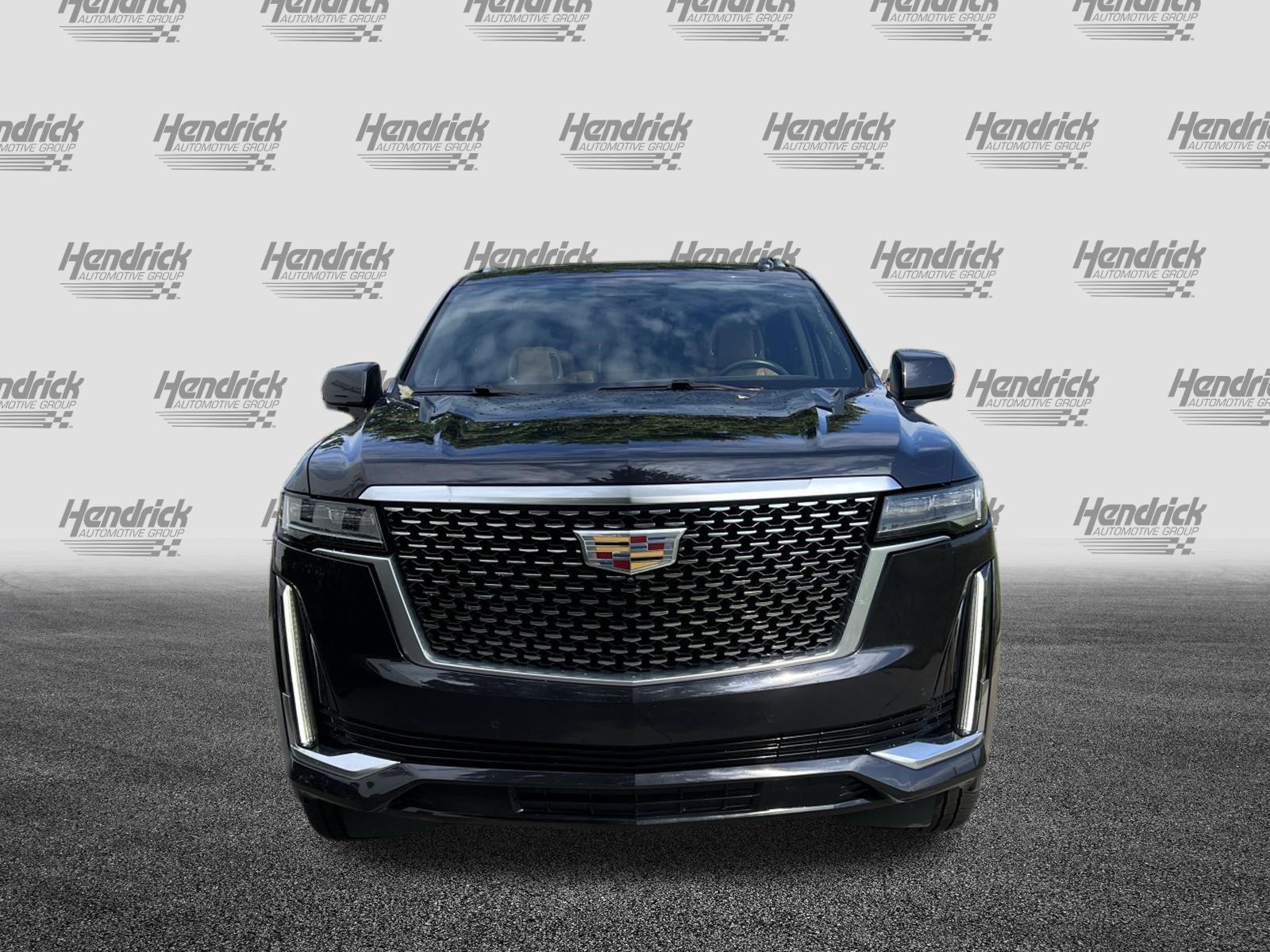Used 2023 Cadillac Escalade Premium Luxury w/ LPO, Illumination Package AWD/4WD image 3