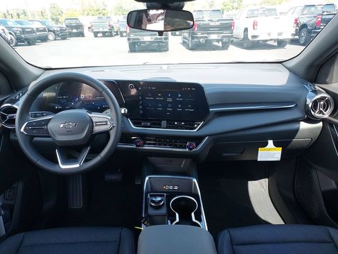New 2027 Chevrolet Equinox LT w/ Convenience Package II AWD/4WD image 15