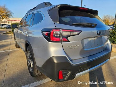 Used 2022 Subaru Outback Limited image 6