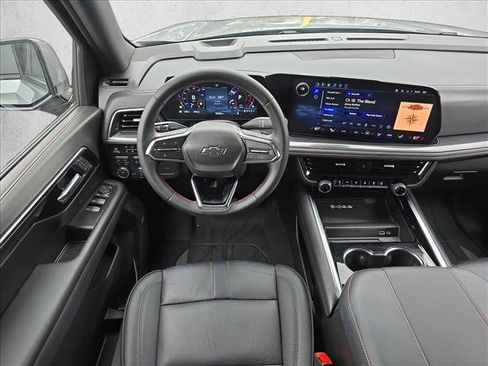 Used 2025 Chevrolet Tahoe RST w/ Comfort Package image 16