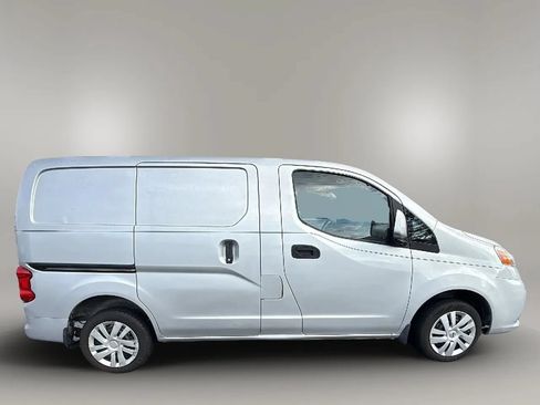 Used 2017 Nissan NV200 SV FWD image 6