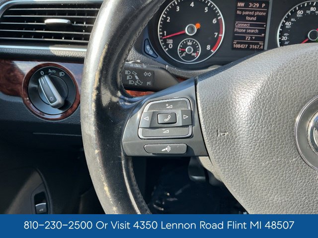 Used 2013 Volkswagen Passat 2.5 SEL FWD image 26