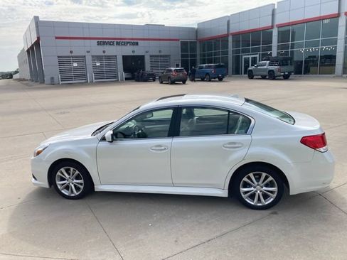 Used 2014 Subaru Legacy 2.5i Premium w/ Moonroof Package & Eyesight AWD/4WD image 7