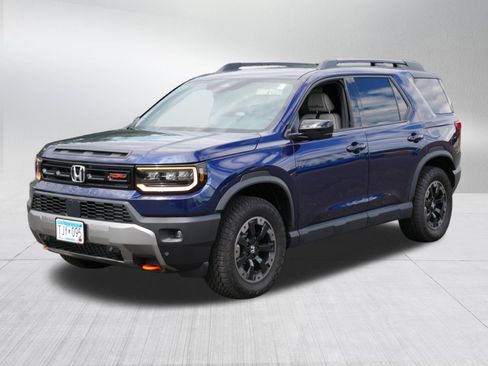 Certified 2026 Honda Passport TrailSport Elite image 3