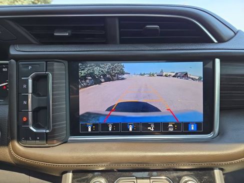 Used 2021 GMC Yukon XL Denali w/ Denali Ultimate Package AWD/4WD image 27