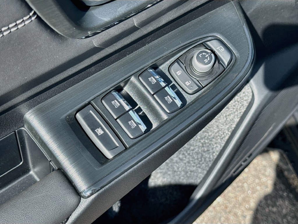 New 2026 Subaru Outback Touring XT AWD/4WD image 16