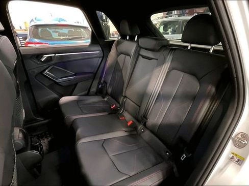 Certified 2025 Audi Q3 2.0T Premium Plus w/ Premium Plus Package image 26