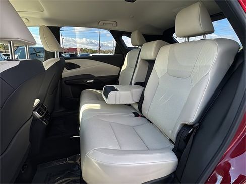 Used 2023 Lexus RX 350 Premium image 13