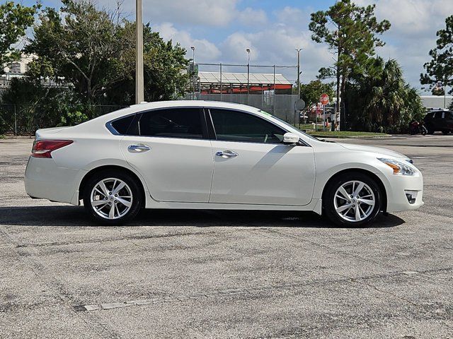 Used 2013 Nissan Altima 2.5 SV w/ 2.5SV Convenience Pkg FWD image 5