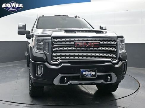 Used 2020 GMC Sierra 2500 Denali w/ Technology Package image 2