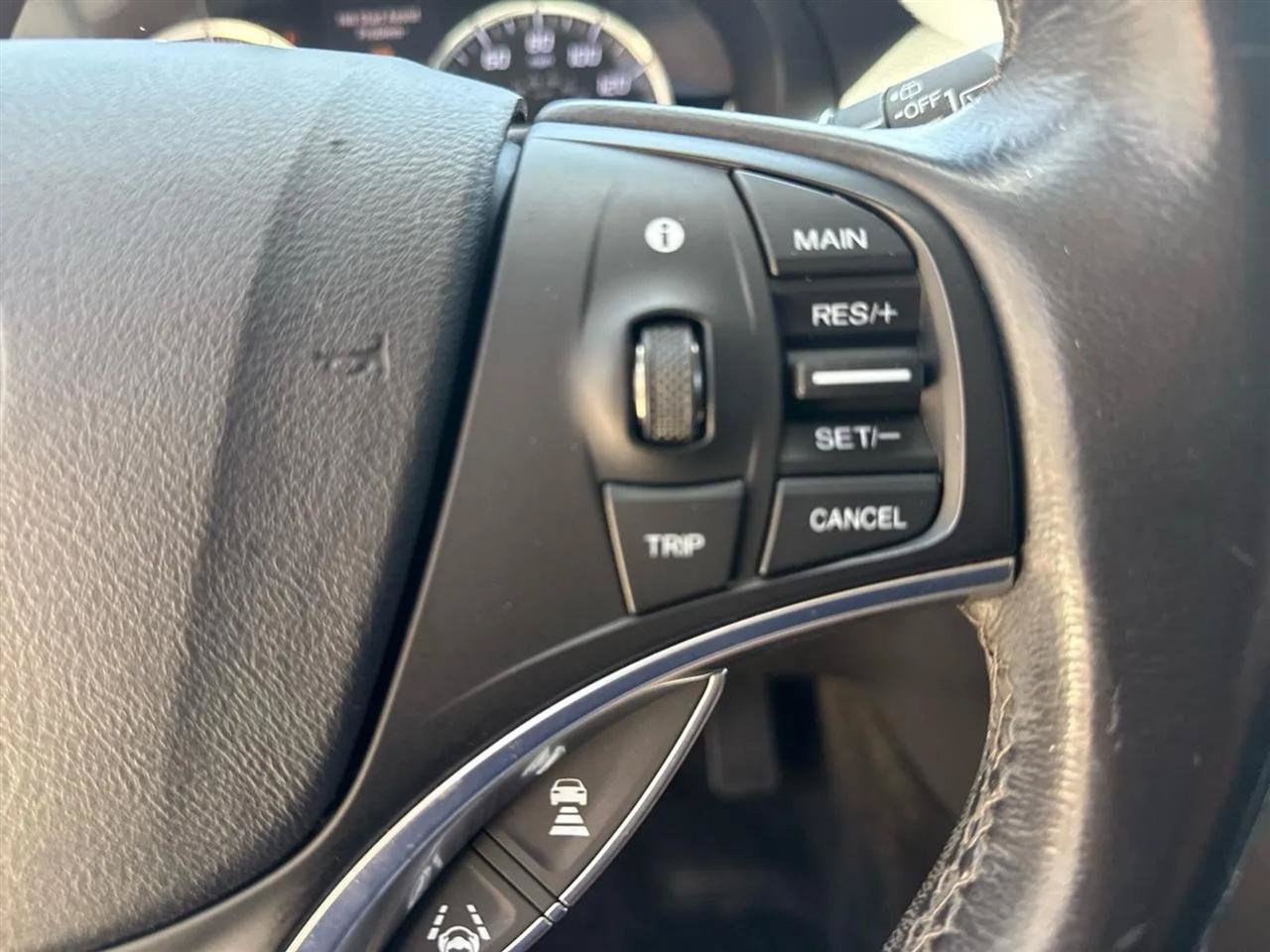 Used 2016 Acura MDX SH-AWD image 29