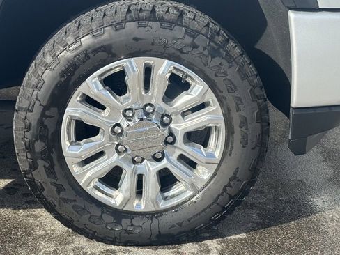 Used 2021 GMC Sierra 3500 Denali w/ Denali Ultimate Package image 2