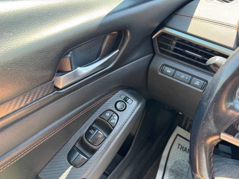 Used 2019 Nissan Altima 2.5 SR FWD image 25