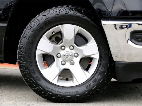 Used 2022 RAM 1500 Lone Star image 2