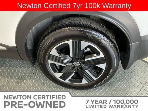 Used 2025 Nissan Kicks SR FWD image 43