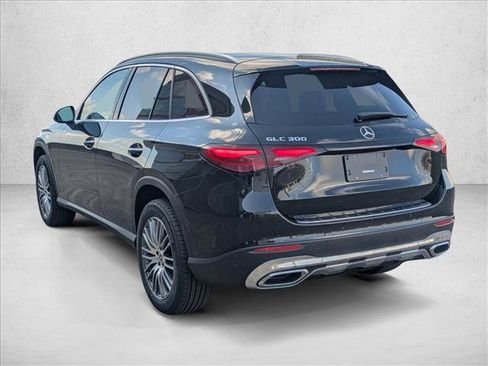 Certified 2026 Mercedes-Benz GLC 300 image 9