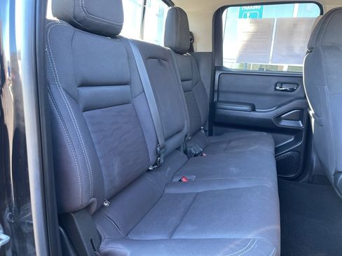 Used 2022 Nissan Frontier SV image 22