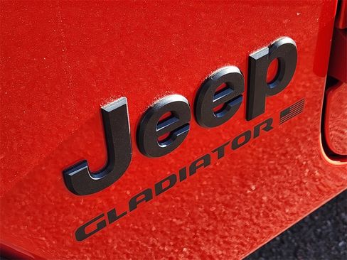 Used 2023 Jeep Gladiator Sport image 30